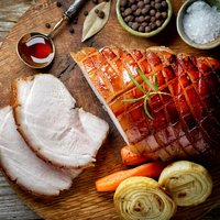 Жаркое из свинины: как приготовить его так, чтобы мясо было сочным, а кожица – хрустящей