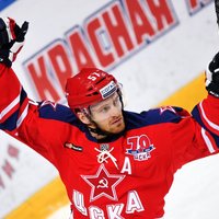 Maskavas CSKA aizsargam piespriež astoņu spēļu diskvalifikāciju
