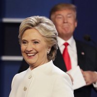 'Nekad nesaki nekad': Klintone neizslēdz kandidēšanu uz ASV prezidenta amatu