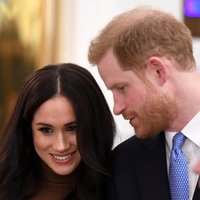 Briti apbrīno prinča Harija un Meganas atklātās mīļuma izpausmes