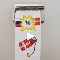 Россия и датский динамит: художник изобразил ЕВРО на туалетной бумаге