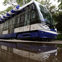 Дело о коррупции в Rīgas satiksme: низкопольные трамваи годами простаивают в депо
