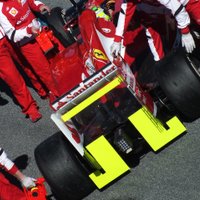 Alonso un Masa ātrākie pirms kvalifikācijas
