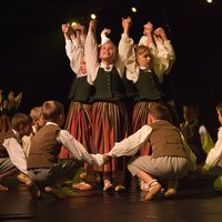 Notiks Rīgas izglītības iestāžu deju svētki 'Trejdeviņi gaismas tilti'
