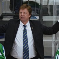 Емелин возглавил "Югру" после второй тренерской отставки в КХЛ