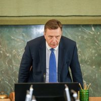 Nodokļu reforma Latvijā: Kučinskis neizpratnē par EK pārstāvniecības darbu