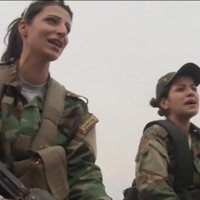Video: Kā trenējas Sīrijas armijas brīvprātīgās karotājas