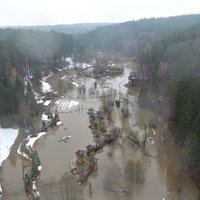 ФОТО: В Терветском природном парке затопило площадку с аттракционами