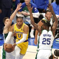 Noslēdzas NBA maiņu darījumu termiņš: Vestbruks pamet 'Lakers', Vols atkal nonāk 'Rockets'