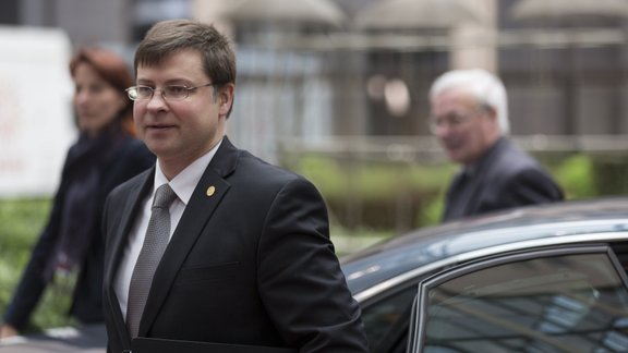 Dombrovskis piedalās Eiropadomes sanāksmē Valsts kanceleja Ministru prezidents Valdis Dombrovskis piedalās Eiropadomes sanāksmē Briselē  - 12