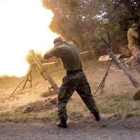 Pa Ukrainas robežpunktu no Krievijas izšauti šāviņu simti; četri robežsargi krituši