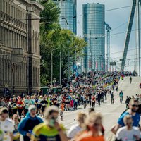 'Rimi' Rīgas maratons cer pulcēt teju 30 000 skrējēju, atrāda jaunās medaļas