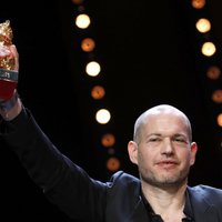 Berlīnes kinofestivāla 'Zelta lāci' saņem Izraēlas režisora Lapida filma 'Synonymes'