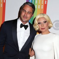 ФОТО: Lady Gaga сообщила, что помолвлена