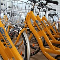 ФОТО: для почтальонов купили 200 удобных велосипедов