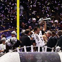 Baltimoras 'Ravens' uzvar vienā no visu laiku aizraujošākajām 'Super Bowl' kausa izcīņām
