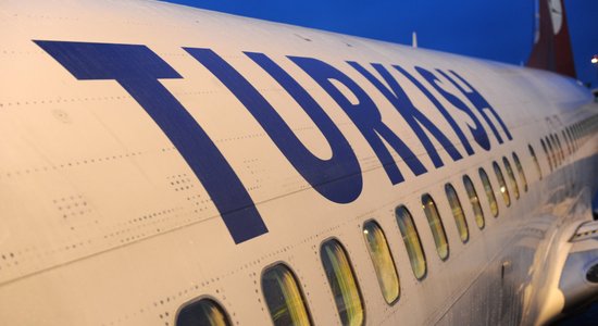Летевший в Москву из Стамбула самолет по техническим причинам совершил посадку в Вильнюсе