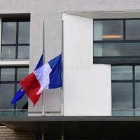Terorakts Nicā: Francijā izsludina trīs dienu nacionālās sēras