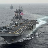 ASV Hormuzas šaurumā iznīcinājusi Irānas dronu, paziņo Tramps