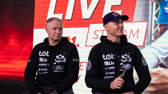 "Mums ir pieredze turēt noslēpumus" – Seska/Franča ekipāža WRC plānus kala arī sacensību laikā