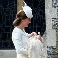 Foto: Kā kristīja mazo britu princesi Šarloti