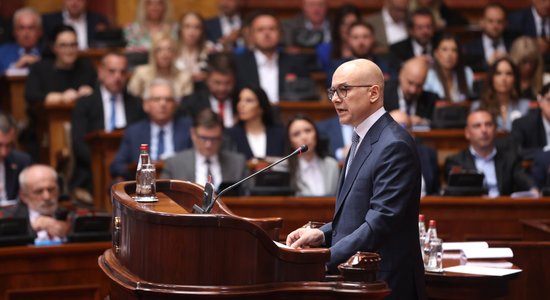 Serbija vēlas iestāties ES, taču nepieņems 'pazemojošus’ lēmumus, norāda jaunais premjers