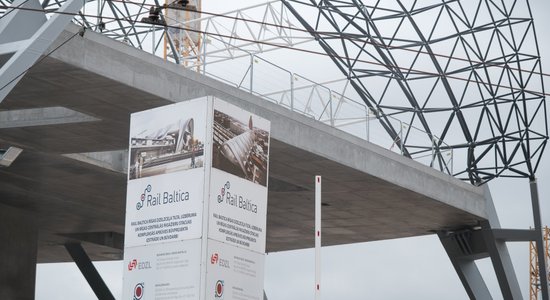 С части отчетов Rail Baltica сняли гриф "секретно": затраты в Латвии на начало 2022 года - 3,4 млрд евро