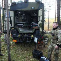 Foto: Cekules attīrīšanai no sprādzienbīstamiem priekšmetiem vajadzēs 100 gadus