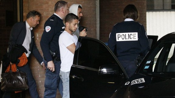 Karim Benzema leaves the court house in Versailles