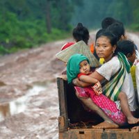Laosā pēc HES dambja sagrūšanas patversmēs izmitināti 10 000 cilvēku