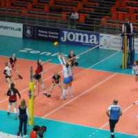 Latvijas volejbolistes EČ kvalifikāciju noslēdz ar zaudējumu Čehijai