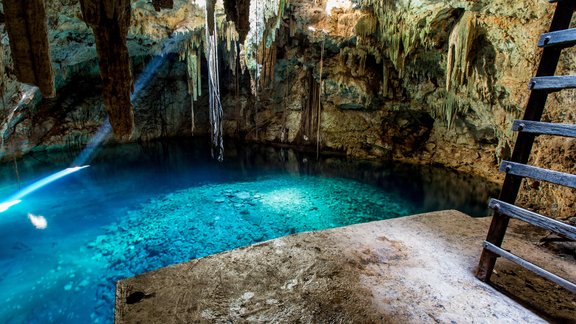 Cuzamá Cenotes, Meksika, ala