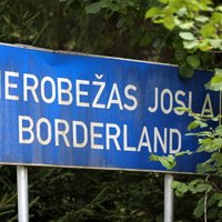 Ceturtdien novērsts 11 cilvēku mēģinājums nelikumīgi šķērsot Latvijas-Baltkrievijas robežu