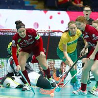 Флорболистки сборной Латвии — в четвертьфинале чемпионата мира