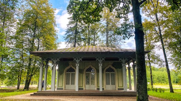 Elejas muižas parks un Tējas namiņš - 13