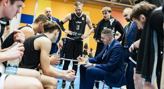 "VEF Rīga" un "Rīgas Zeļļi" basketbolistiem LIBL spēlēs pārliecinošas uzvaras