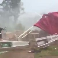 Video: Negaidīta vētra sapluina krodziņu Krimuldas pagastā