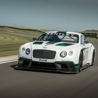 'Bentley Continental' sacīkšu modifikācija 'GT3'