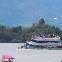 Baiss video: Kolumbijā nogrimst kuģis; deviņi bojāgājušie un 28 pazuduši