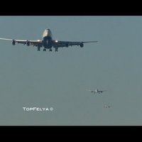 Lidmašīna aiz lidmašīnas: hipnotizējošs video no milzīgās Hītrovas lidostas