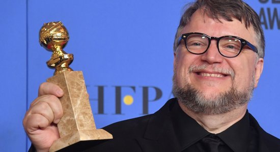 Giljermo del Toro saņem pirmo 'Zelta globusu'; labākā drāma – 'Three Billboards Outside Ebbing, Missouri'