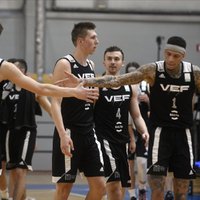 Latvijas vadošo komandu cīņā VEF pieveic BK 'Ventspili'