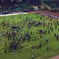 Ēģiptē 11 futbola līdzjutējiem par 2012.gada nekārtībām piespriež nāvessodu