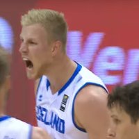 Video: Islandes basketbolisti 'parāda zobus' spēcīgajai Itālijai