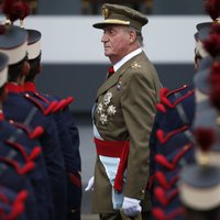 Король Испании Хуан Карлос отрекся от престола
