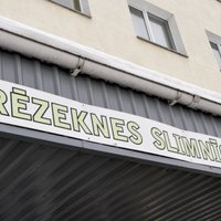 Ārsta nāves dēļ izbeigs Rēzeknes slimnīcas 'neatpazītā insulta lietu'