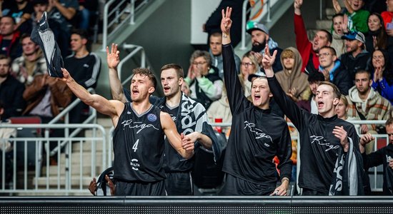 'VEF Rīga' Latvijas basketbola derbijā uzvar 'Ventspili'