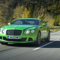 Tuvākajā nākotnē populārākā auto krāsā būs zaļā
