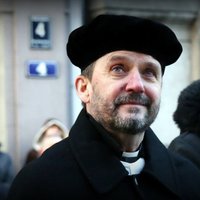 Arhibīskaps Vanags 18. novembrī skubina novērtēt, cik liels dārgums ir 'mūsu brīvā Latvija'