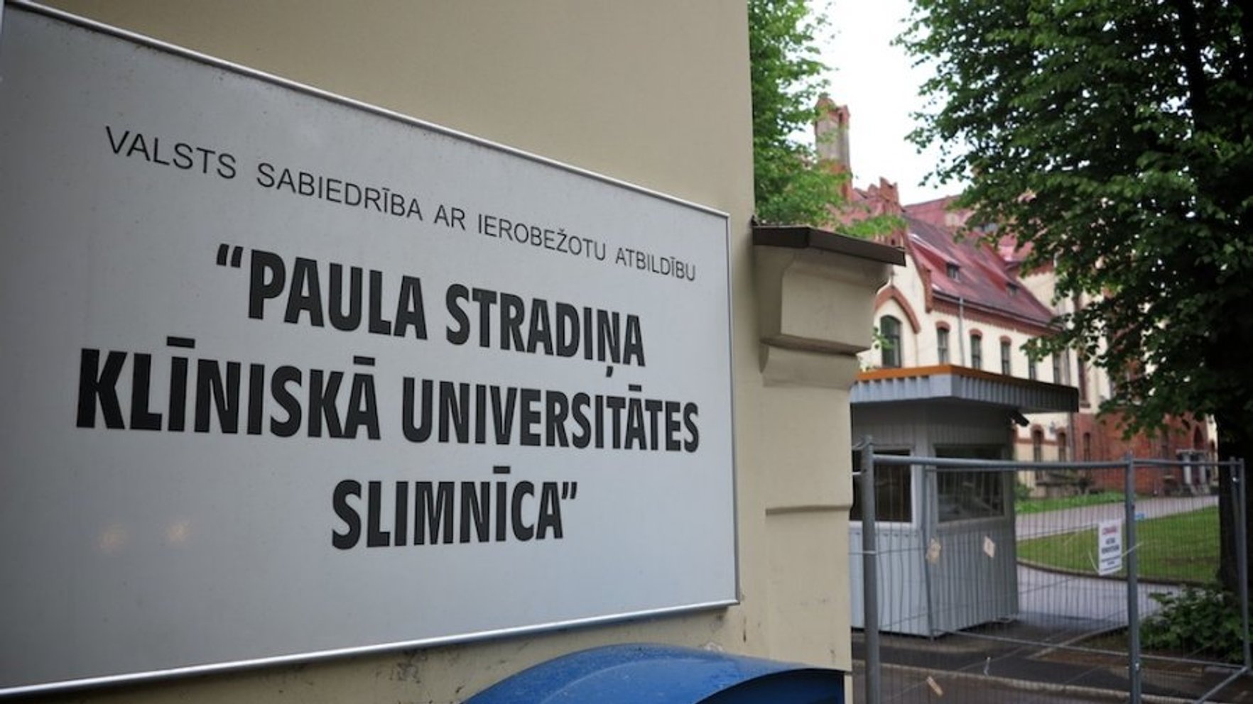 Likumsargi izmeklē iespējamu korupciju Stradiņa slimnīcā